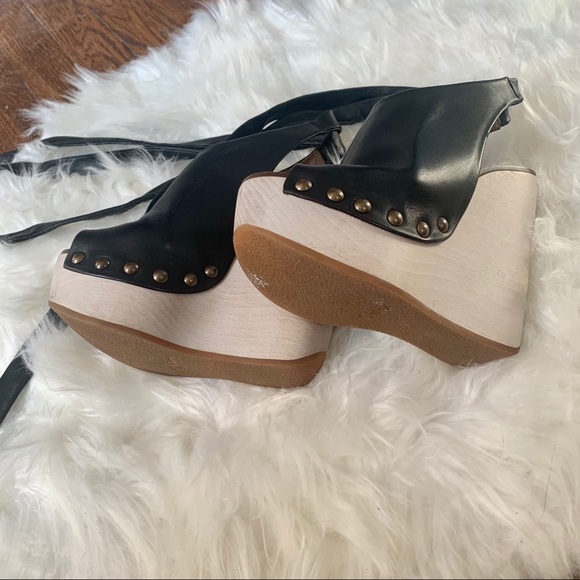 Chloe Wood and Leather Tie Wedges - Picture 6 of 7